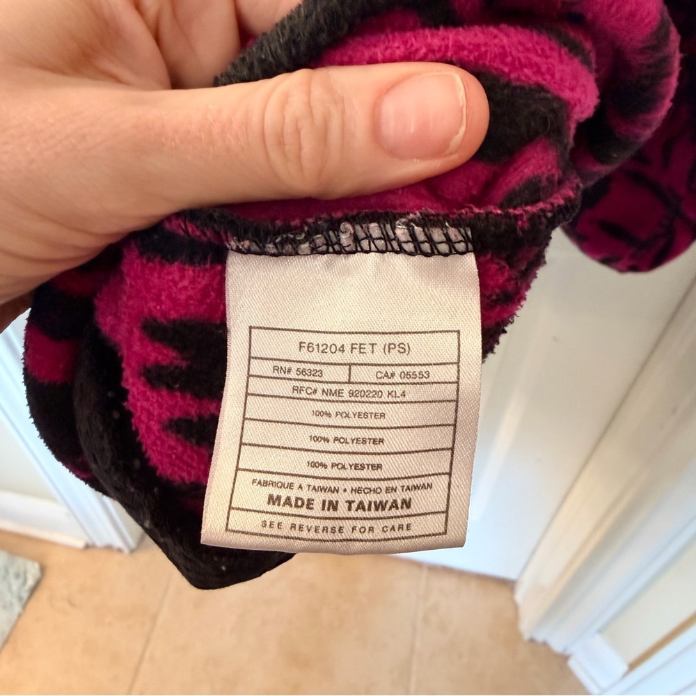 Vintage Nike ACG Pink and Black Fleece Half Zip Patterned Pullover - Picture 4 of 6